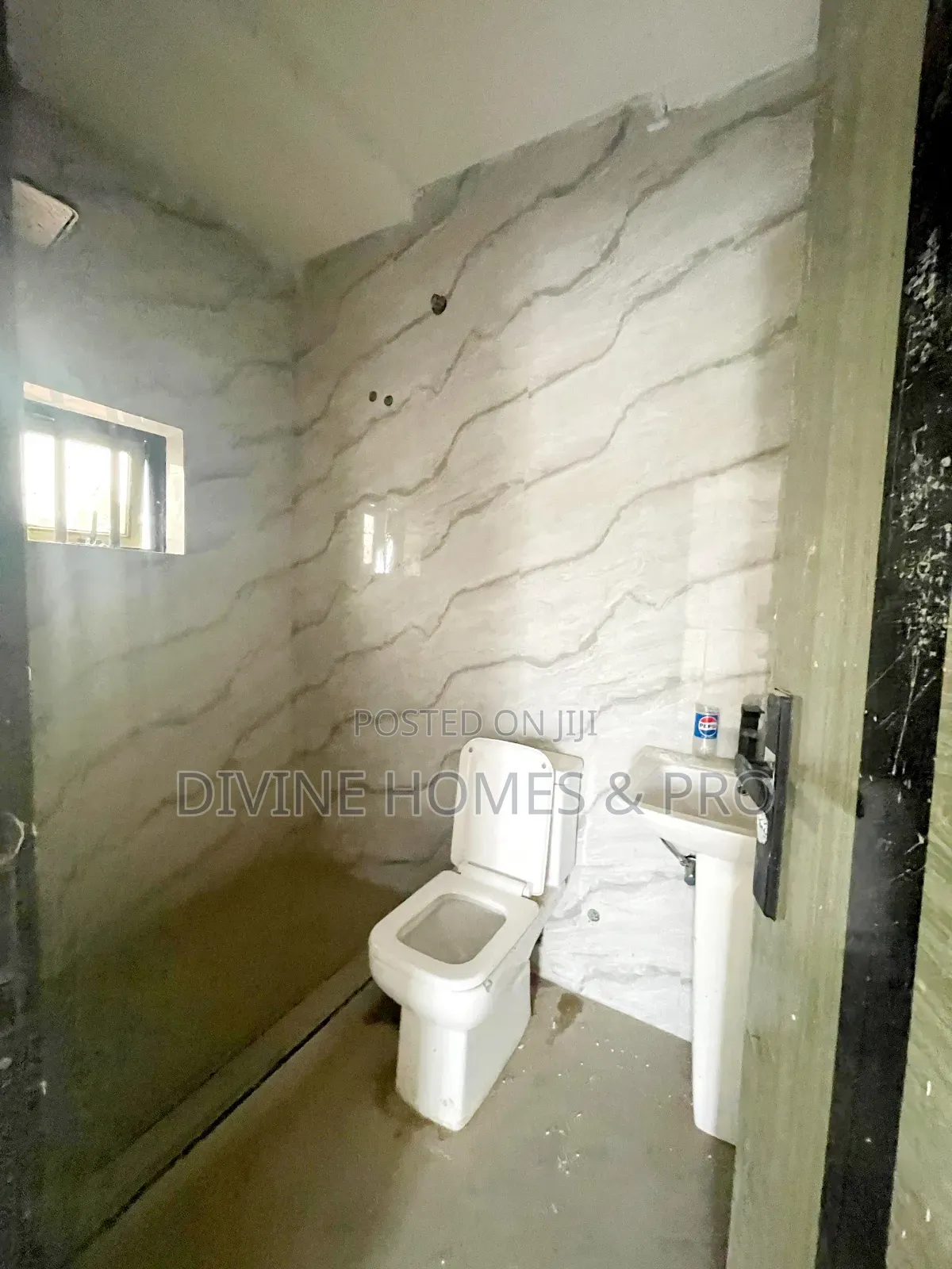 2bdrm Block of Flats in Zone 6 / Wuse for rent