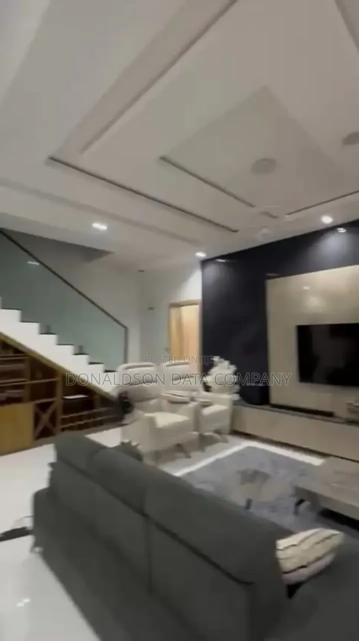 Furnished 4bdrm Duplex in Baaale Animashanhun for sale