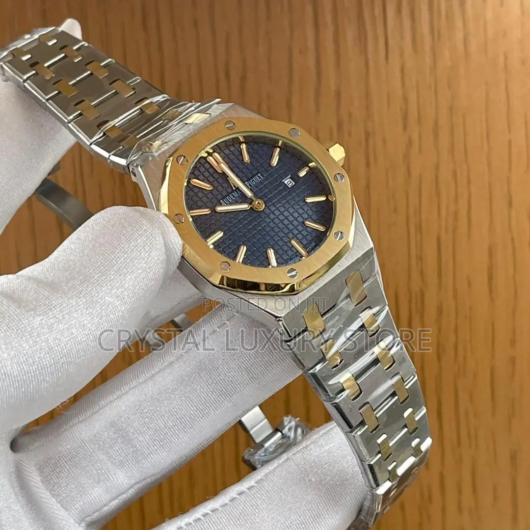 Audemars Piguet Quality Luxury Ladies Chain Strap Wristwatch