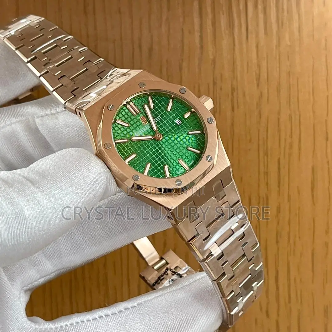 Audemars Piguet Quality Luxury Ladies Chain Strap Wristwatch
