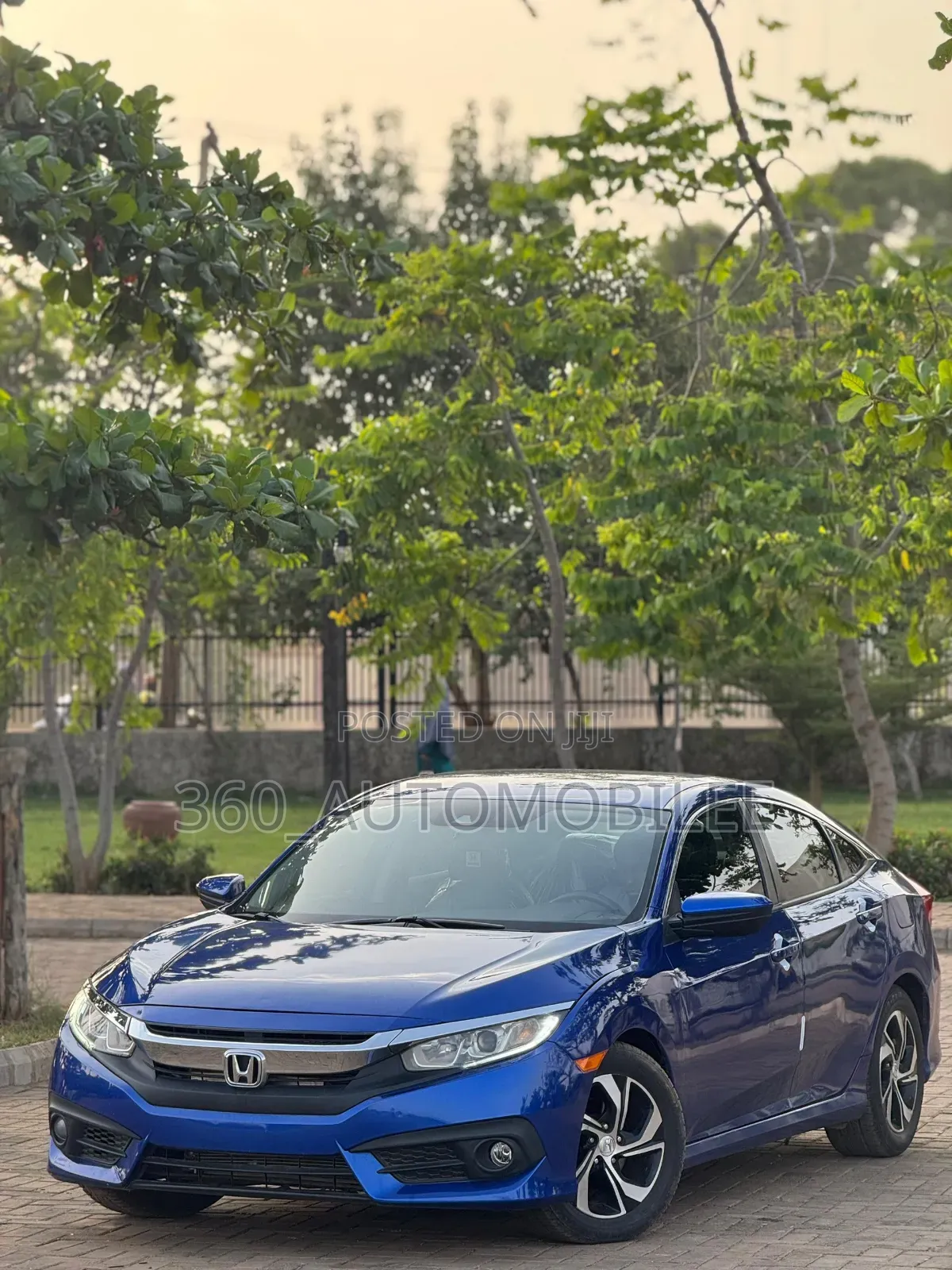 Honda Civic 2018 Blue