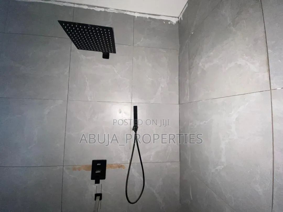 4bdrm Duplex in Jabi for rent
