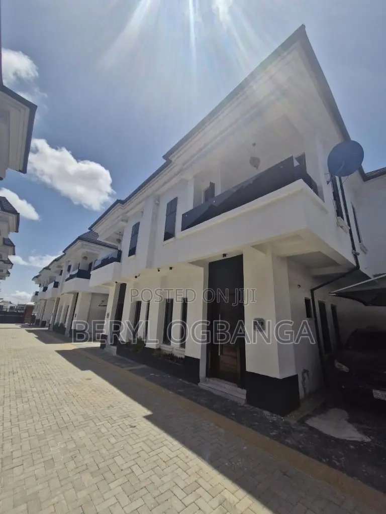 4bdrm Duplex in Ikate for sale
