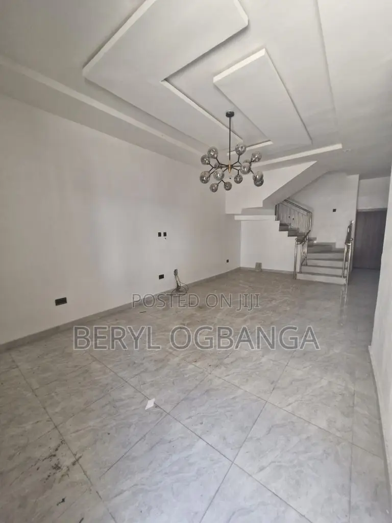 4bdrm Duplex in Ikate for sale