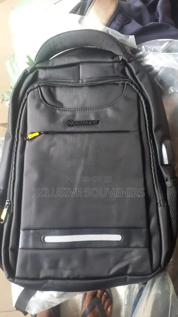 Large Capacity Water-Repellent High-End Laptop Backpack