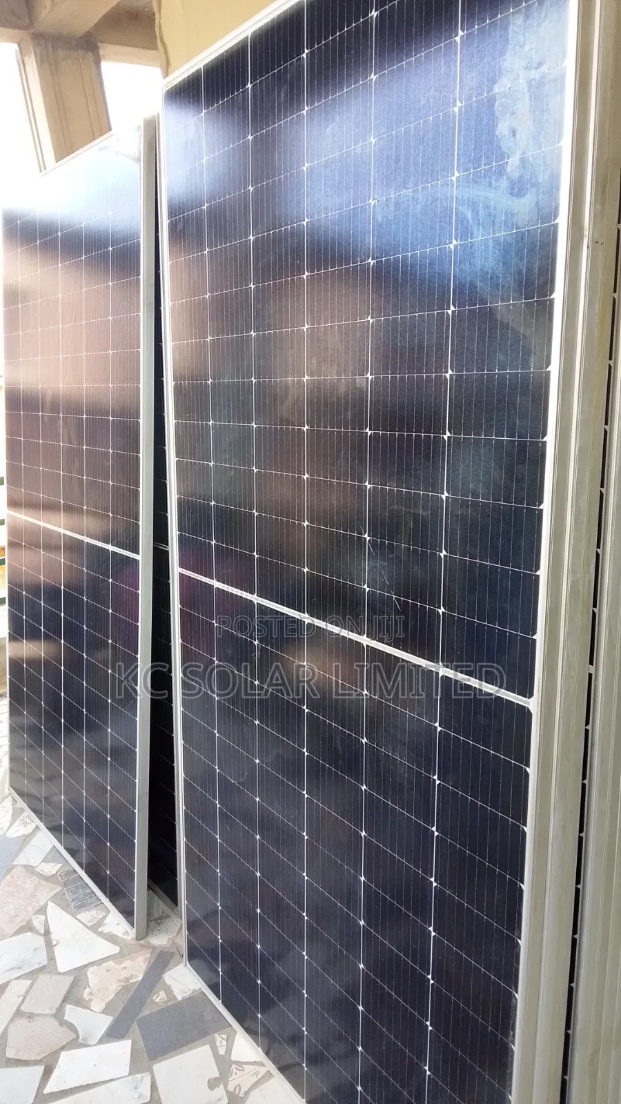 600w Jinko Half-Cut Solar Panel