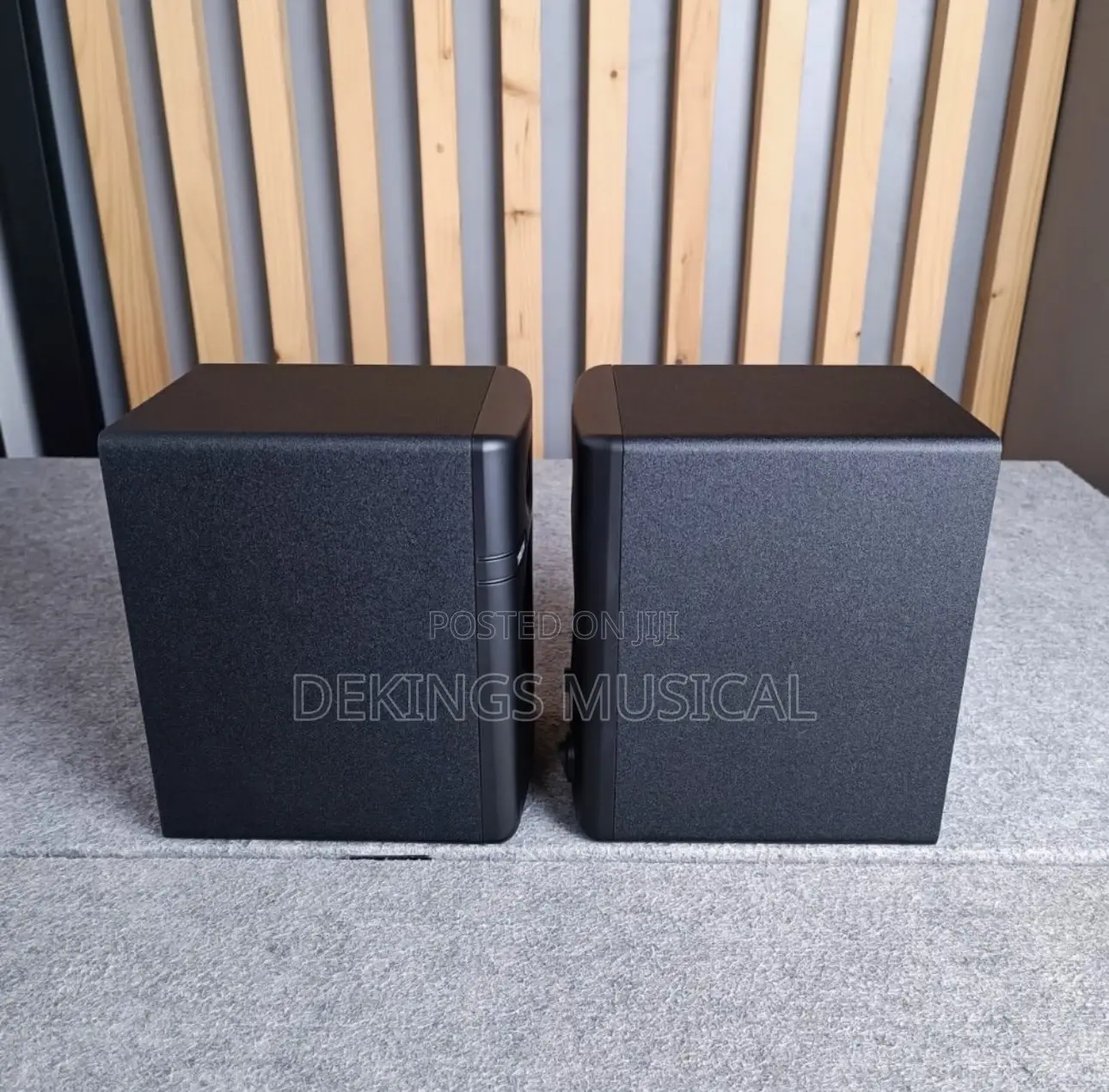 Behringer Truth 3.5 Bt Studio Monitors