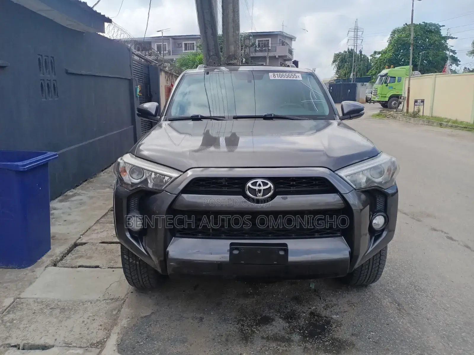 Toyota 4-Runner SR5 4x2 2019 Gray