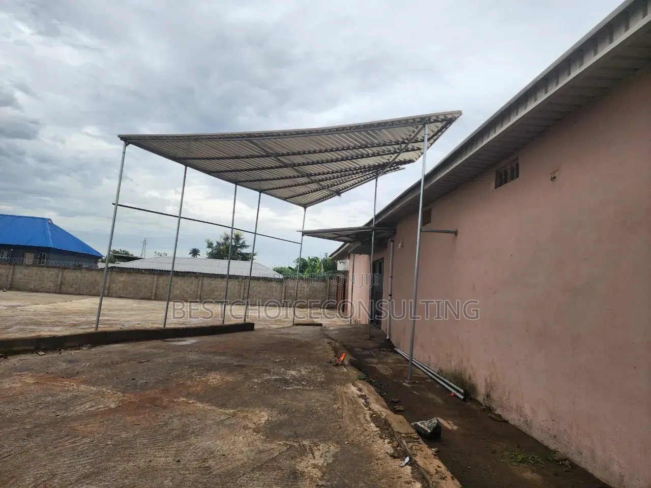 Warehouse for Lease With Apartment and Offices