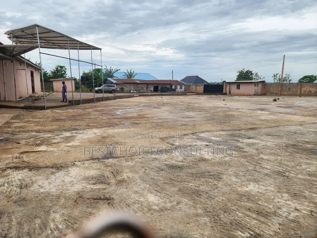 Warehouse for Lease With Apartment and Offices