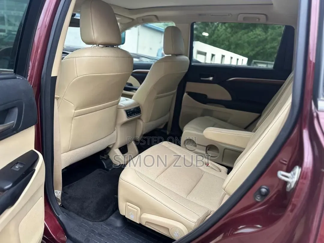 Toyota Highlander 2018 Red