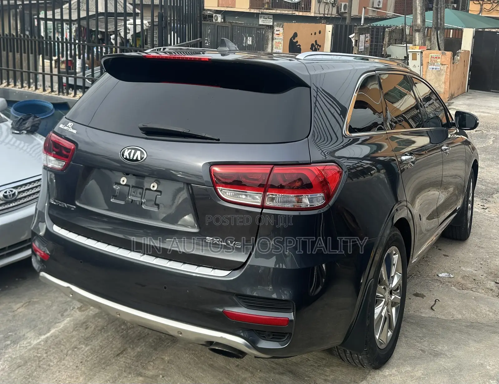 Kia Sorento 3.3L SXL AWD 2017 Gray