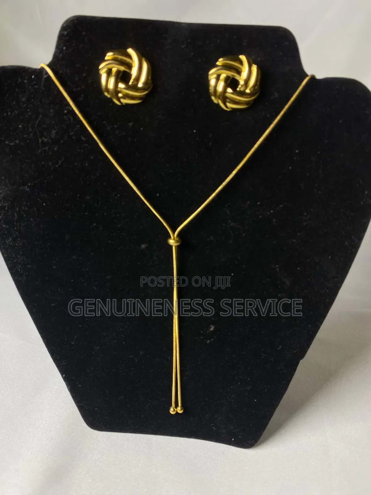 Quality Necklace and Earrings