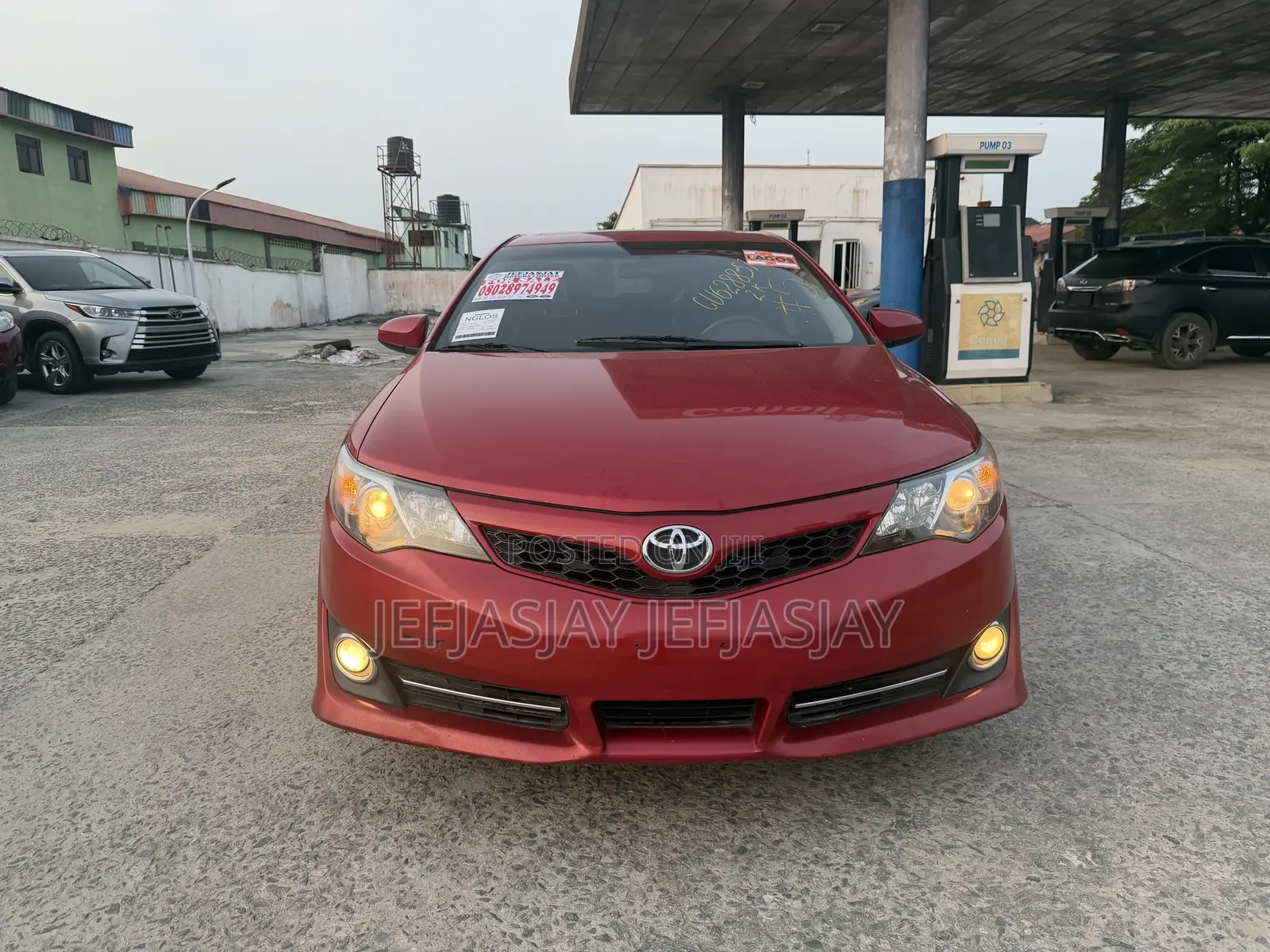 Toyota Camry SE 4dr Sedan (2.5L 4cyl 6A) 2013 Red