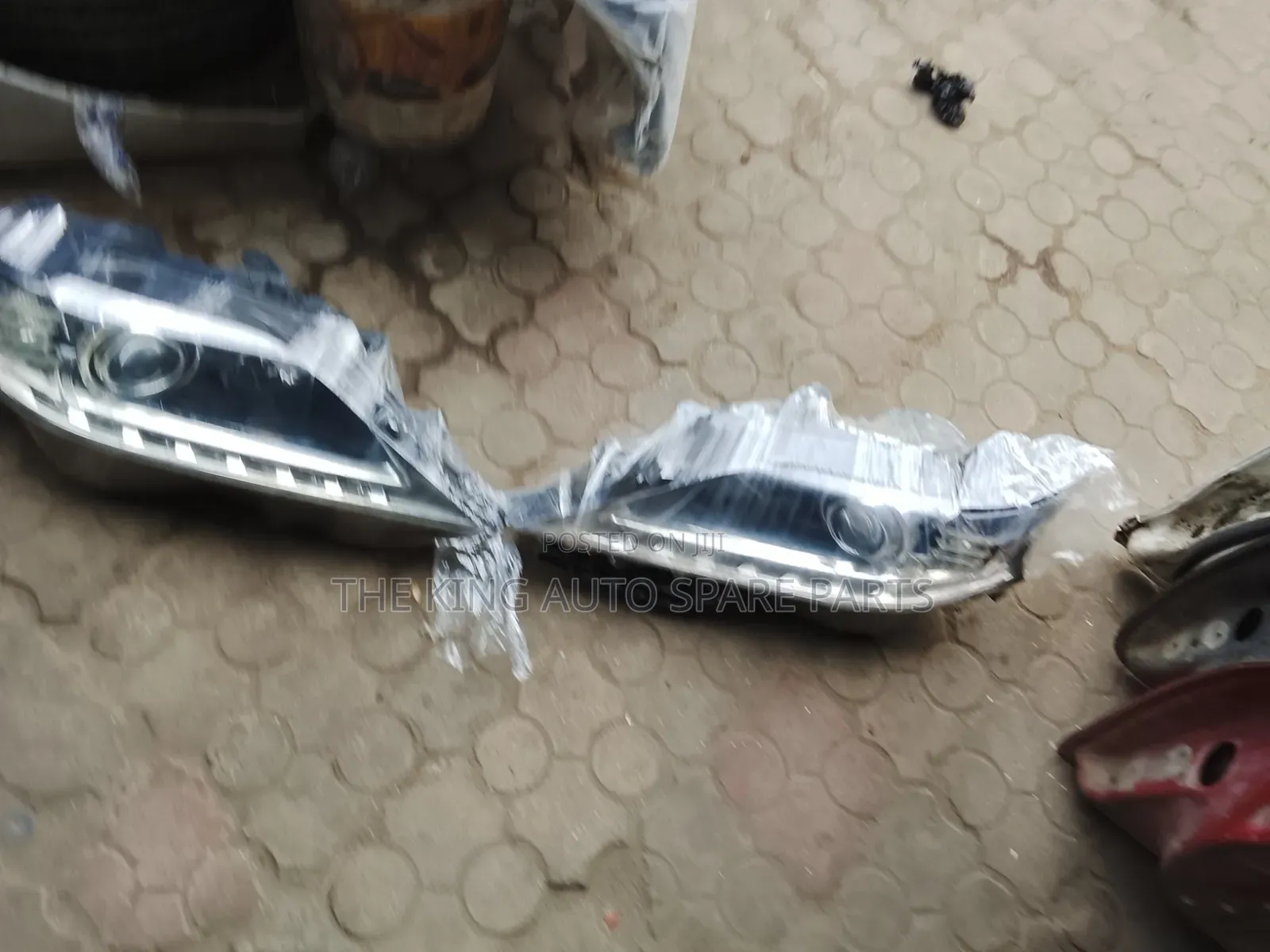Lexus Rx 350 the Two Headlamp Light 013 Model