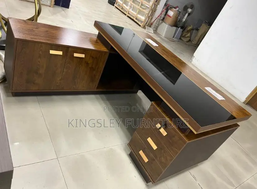 Foreign 1.6 Meter With Extension Office Table