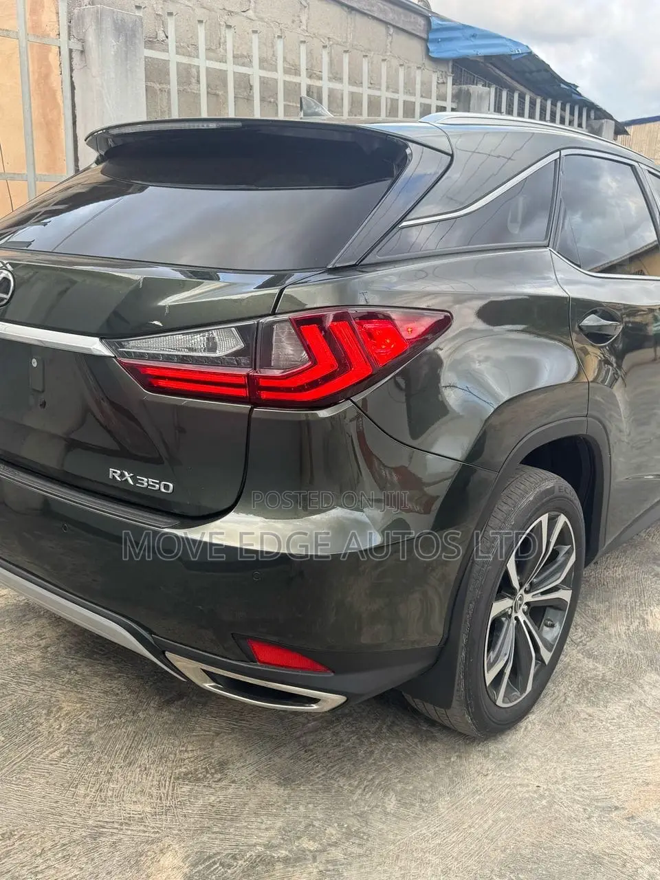 Lexus RX 350 FWD 2022 Green