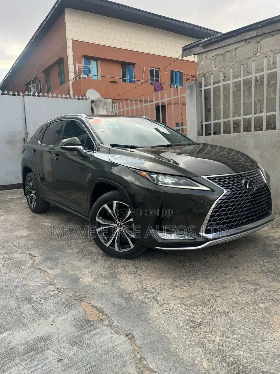 Lexus RX 350 FWD 2022 Green