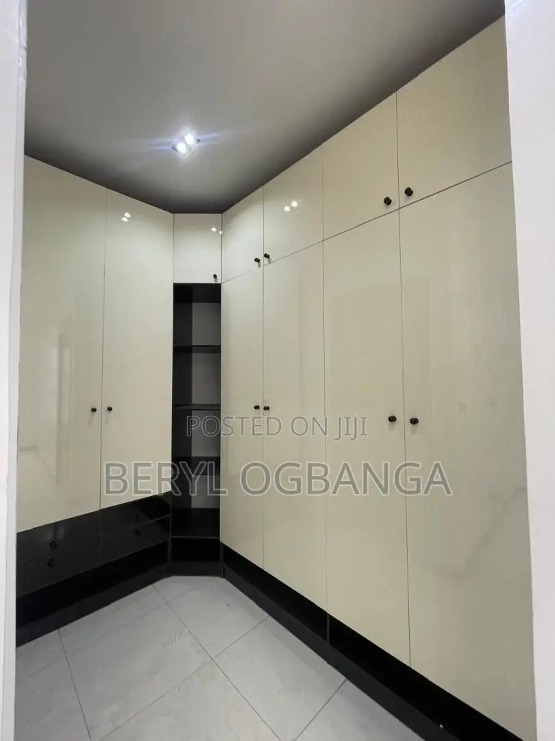 4bdrm Duplex in Ikate for rent
