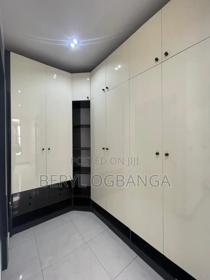4bdrm Duplex in Ikate for rent
