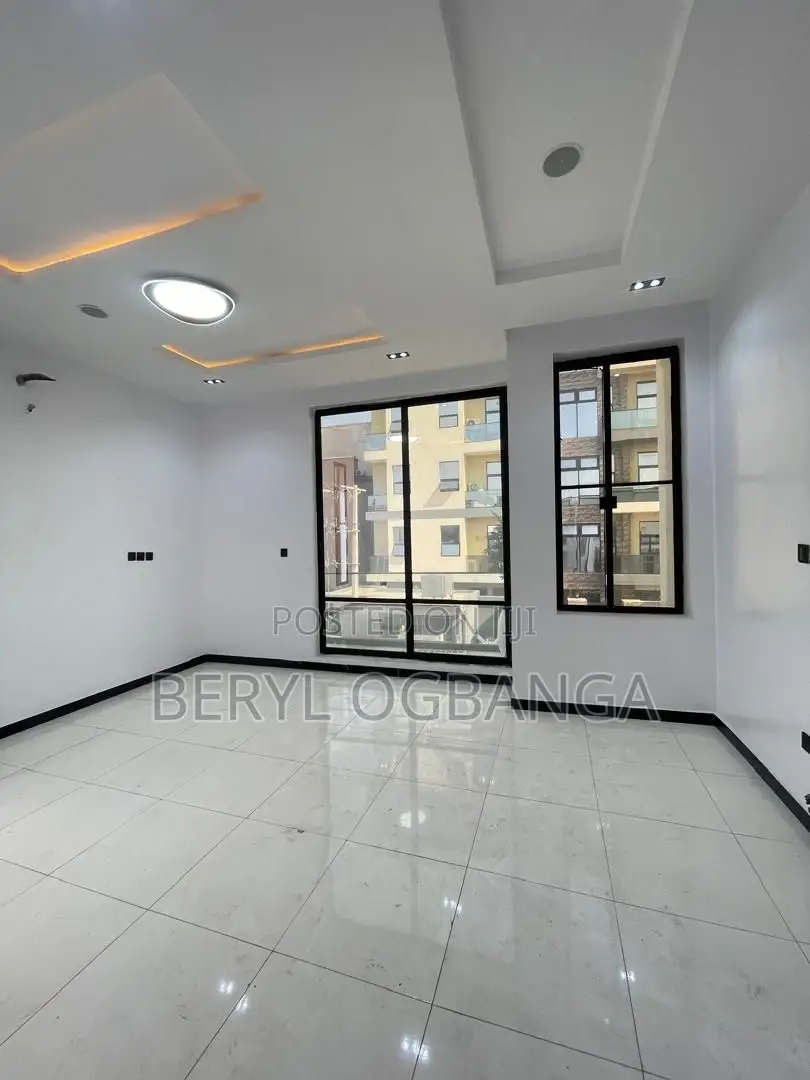 4bdrm Duplex in Ikate for rent