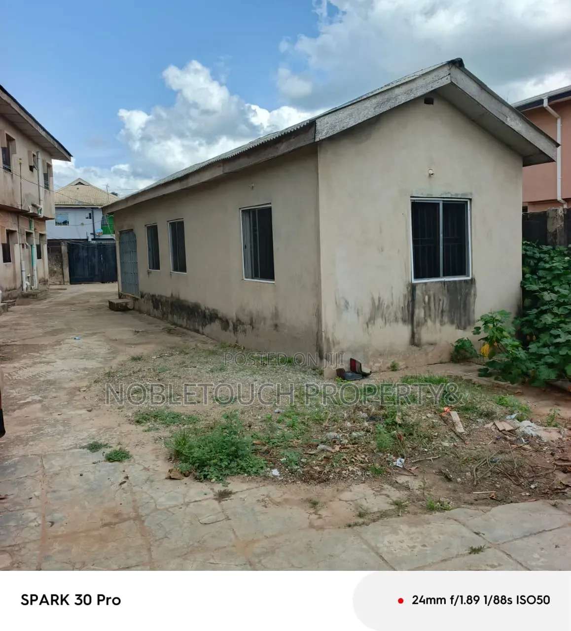 3bdrm Block of Flats in Igando Lagos, Egan for sale