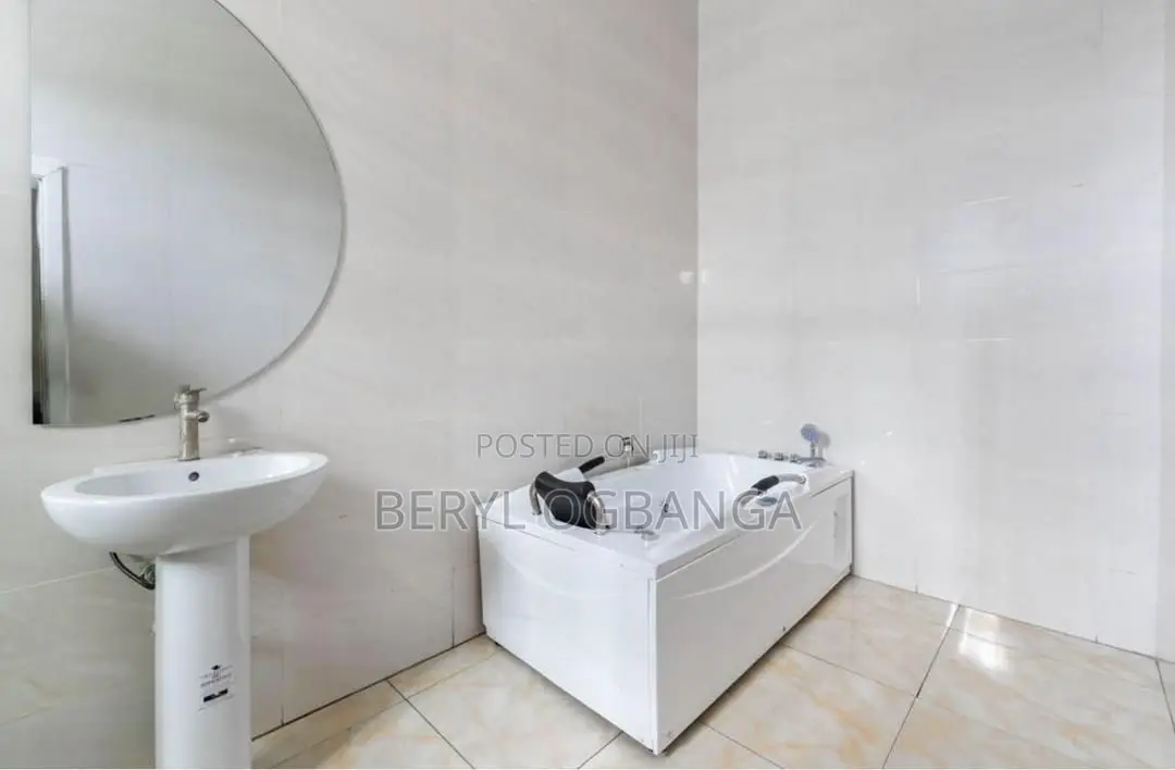 Furnished 4bdrm Duplex in Chevron for rent