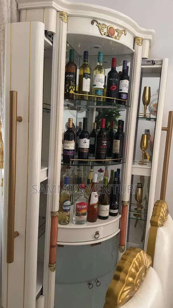 Royal Dining Set and Wine Bar