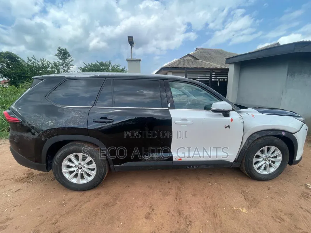 Car 2014 Black