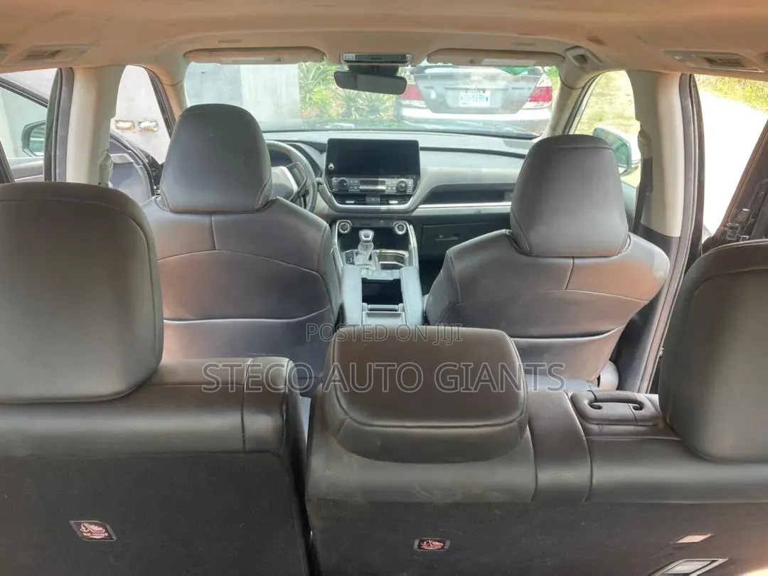 Car 2014 Black