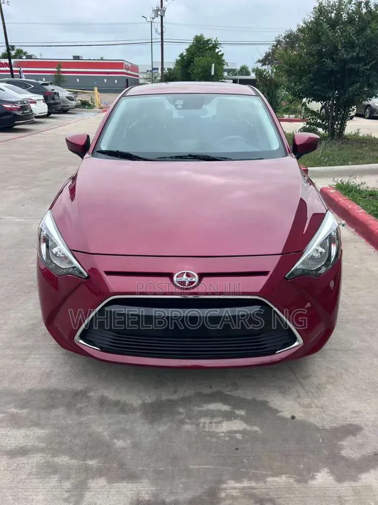 Scion iA Base 2016 Red