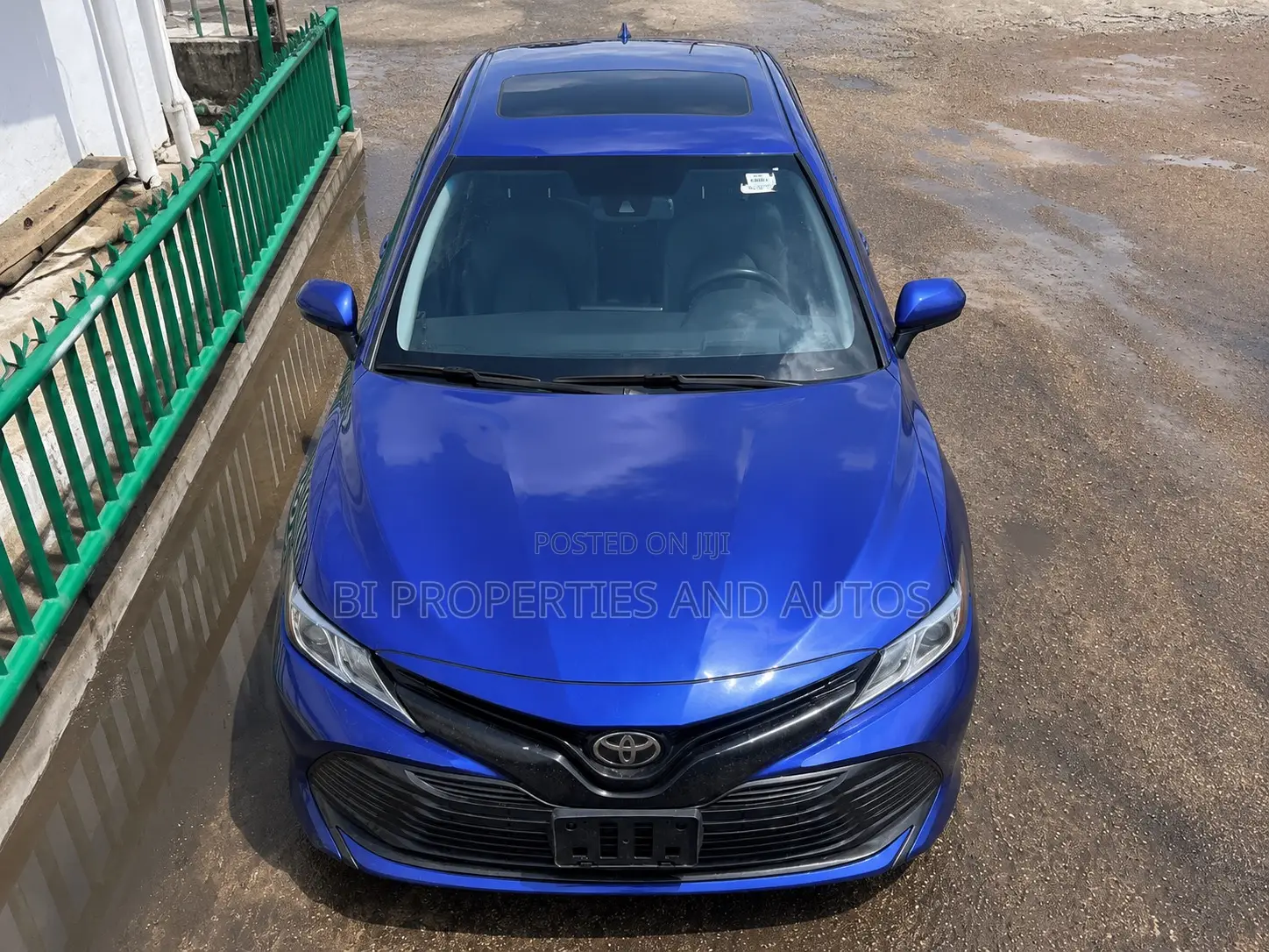 Toyota Camry 2018 Blue