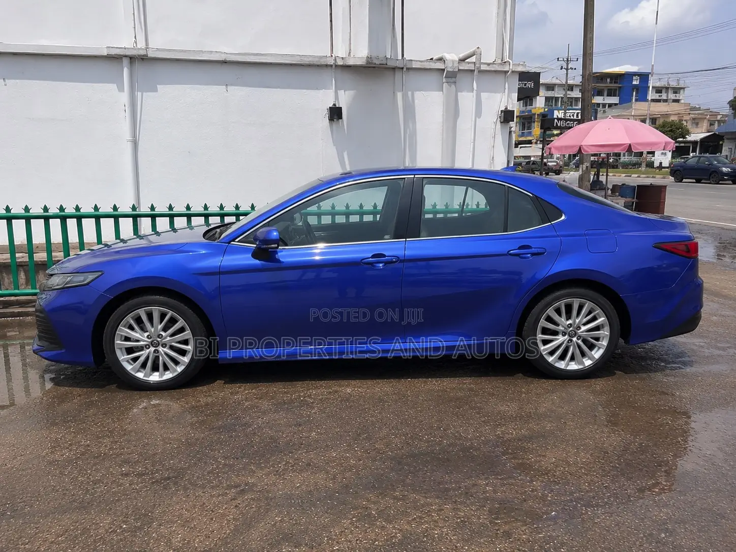 Toyota Camry 2018 Blue