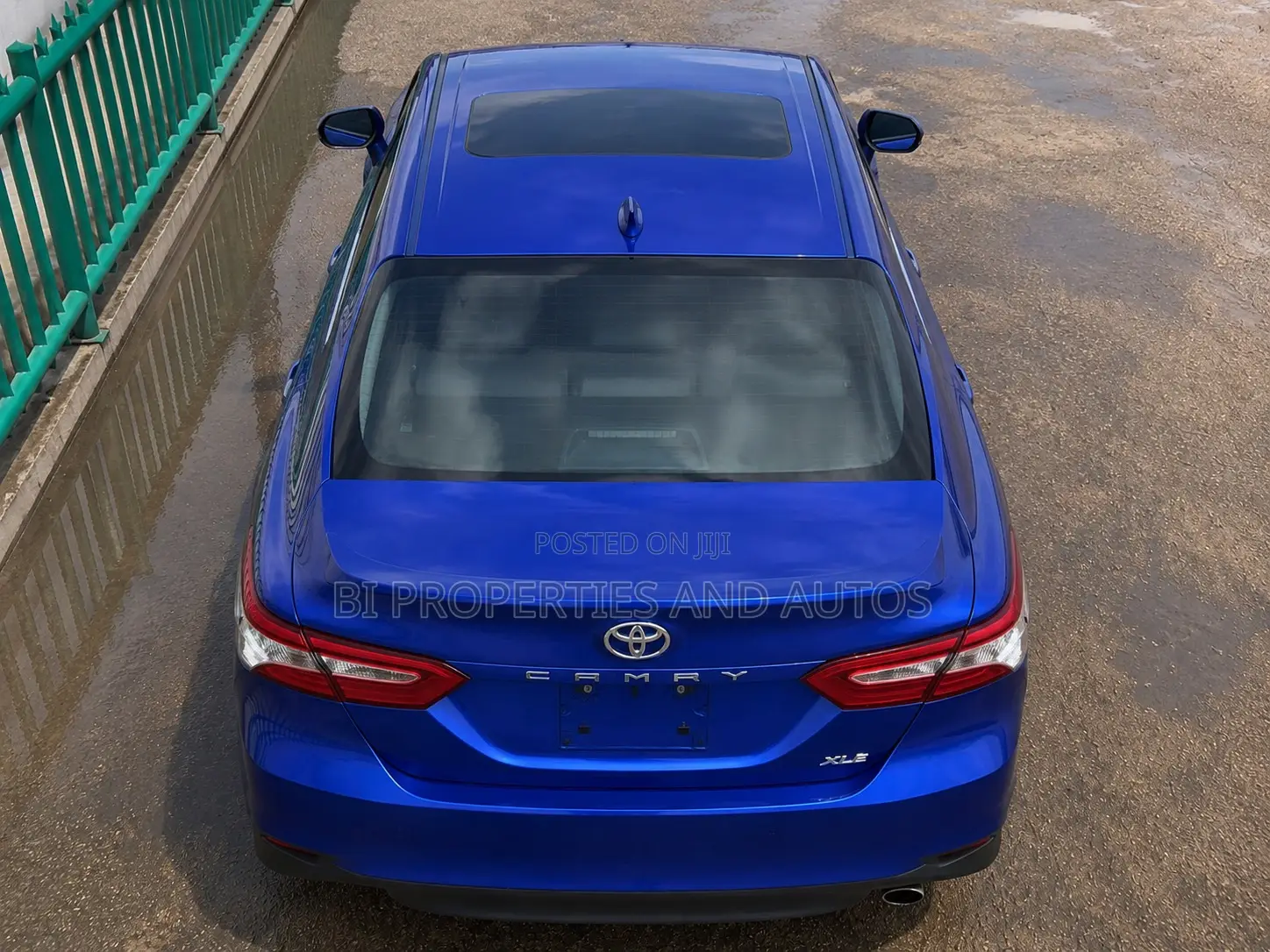 Toyota Camry 2018 Blue