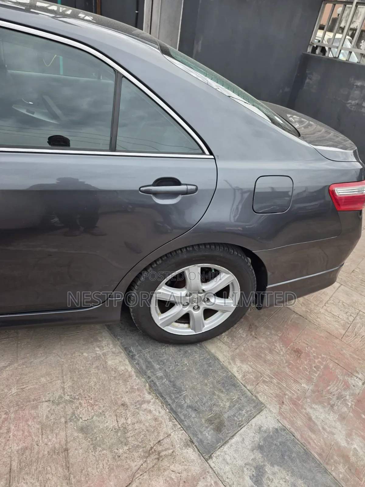 Toyota Camry 2.4 SE Automatic 2008 Gray