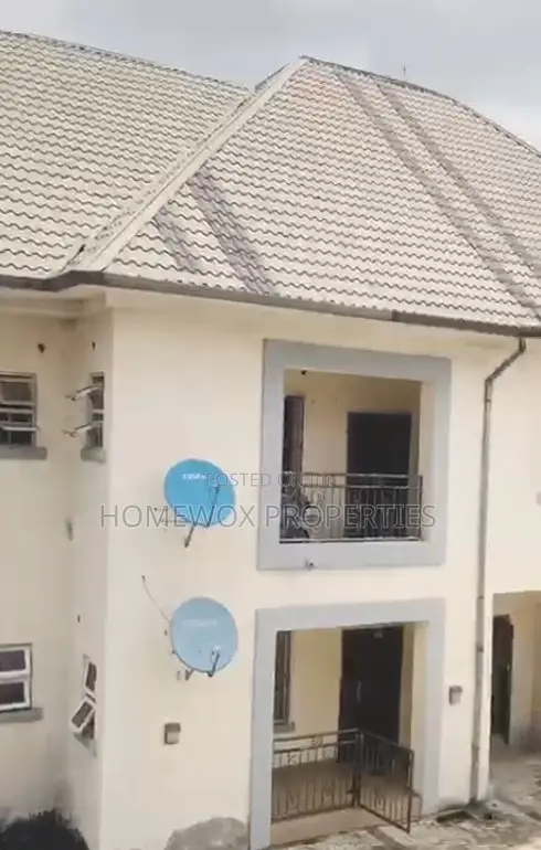 2bdrm Block of Flats in Obio-Akpor for sale
