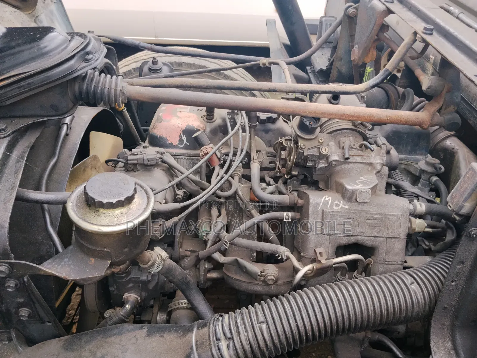 Toyota Dyna200 Sixtires