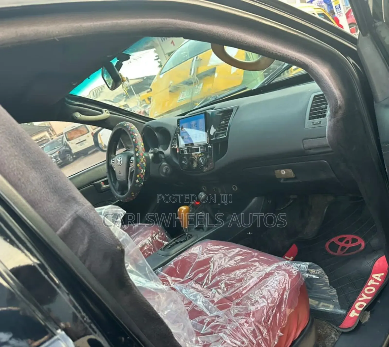 Toyota Hilux 2015 Black