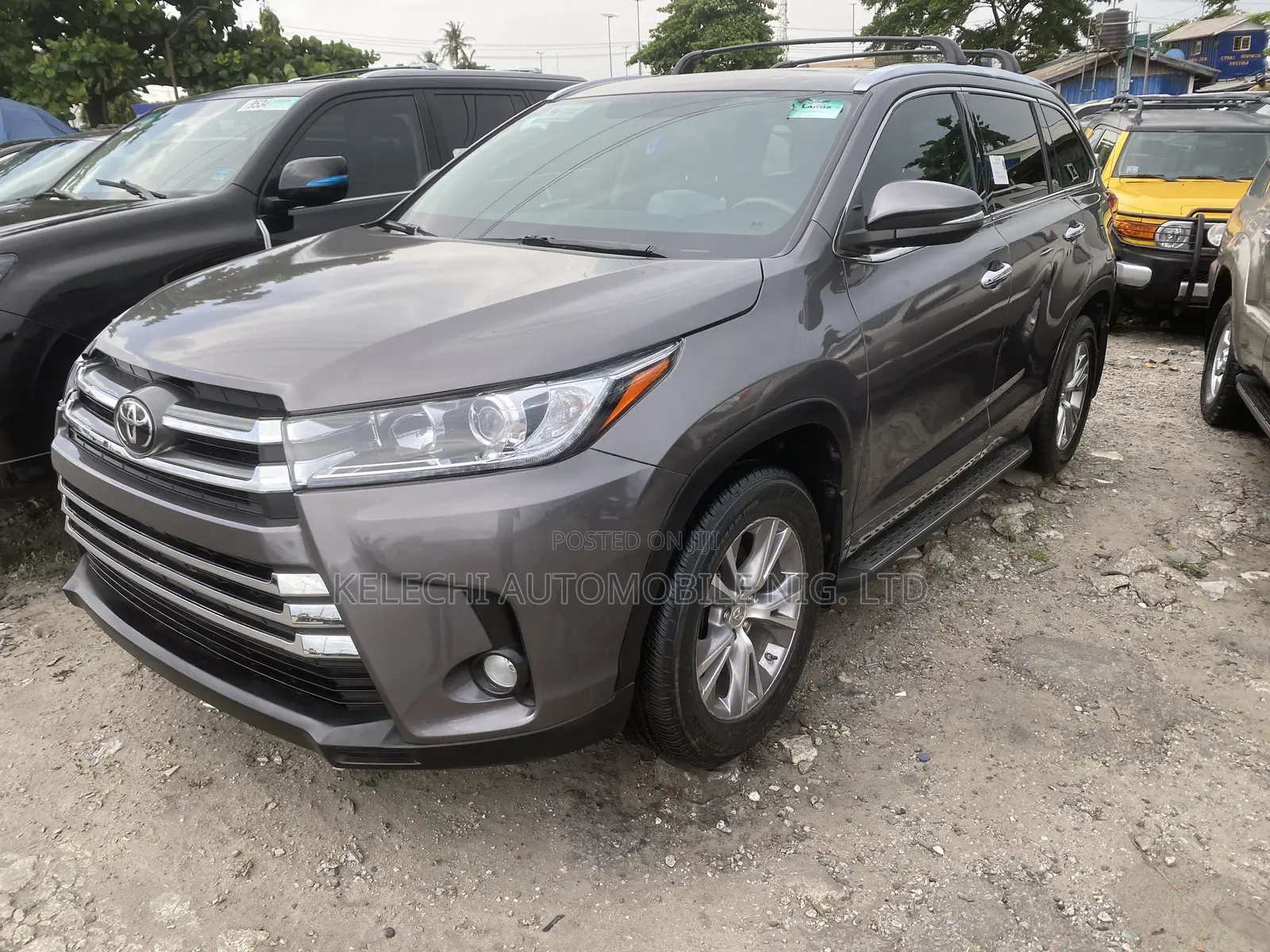 Toyota Highlander XLE V6 4x4 (3.5L 6cyl 6A) 2016 Gray