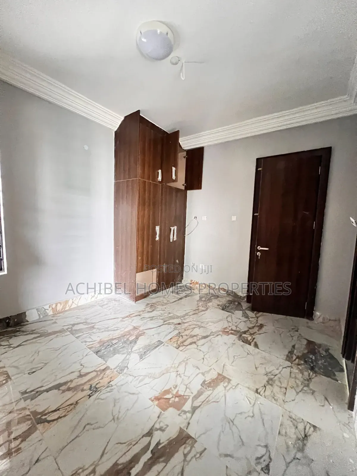 3bdrm Apartment in Off Bourdillon for rent