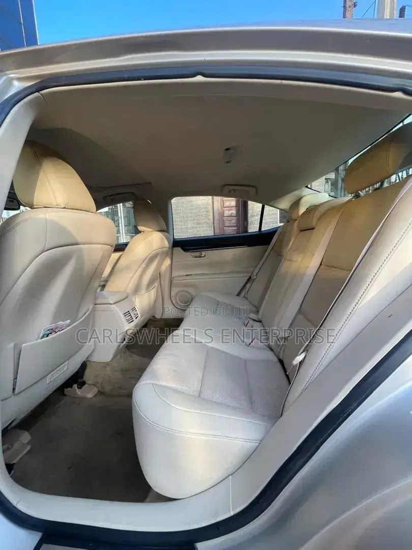Lexus ES 350 FWD 2013 Gold