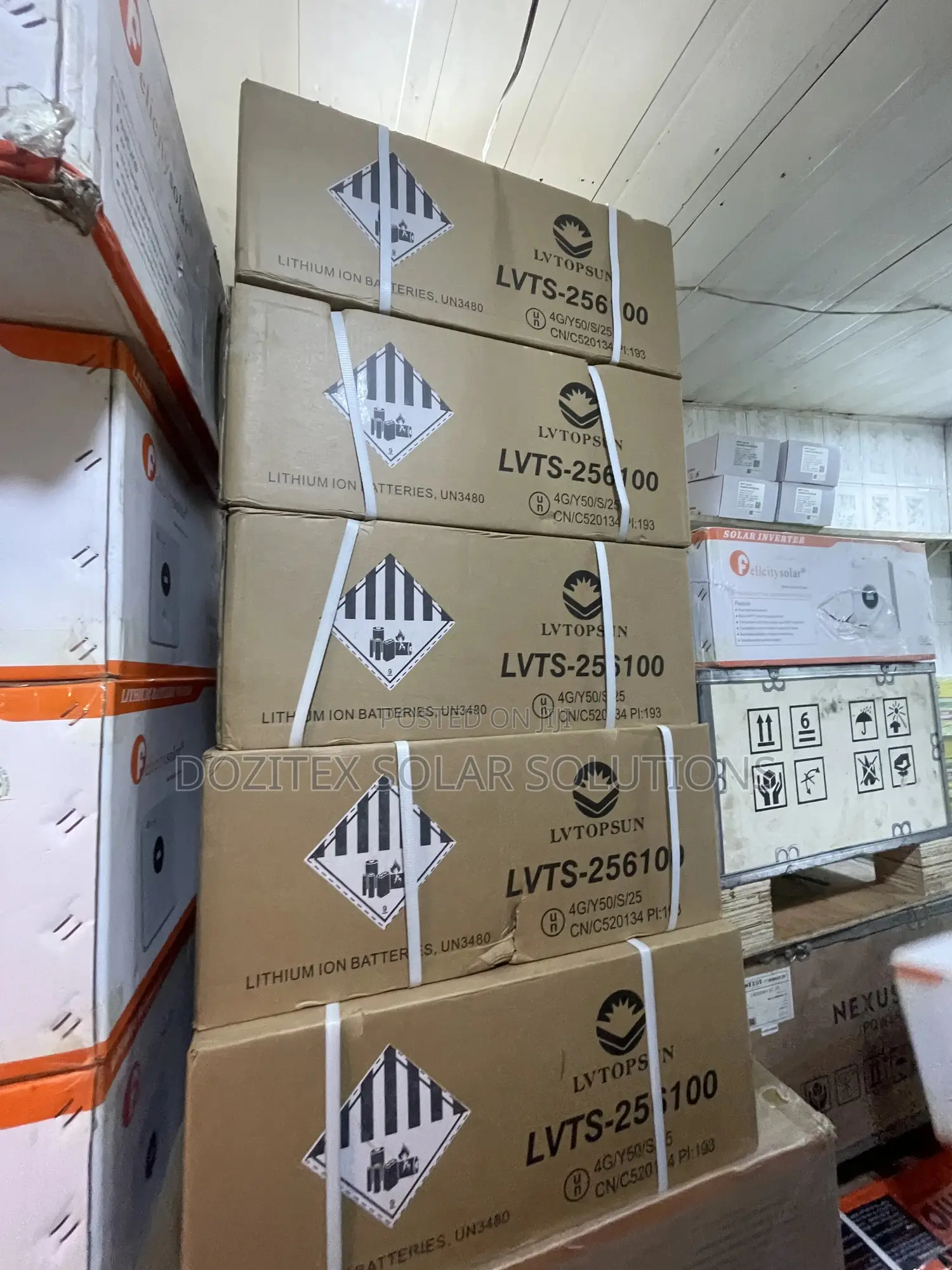2.5kw/24v Lvtopsun Lithium Battery