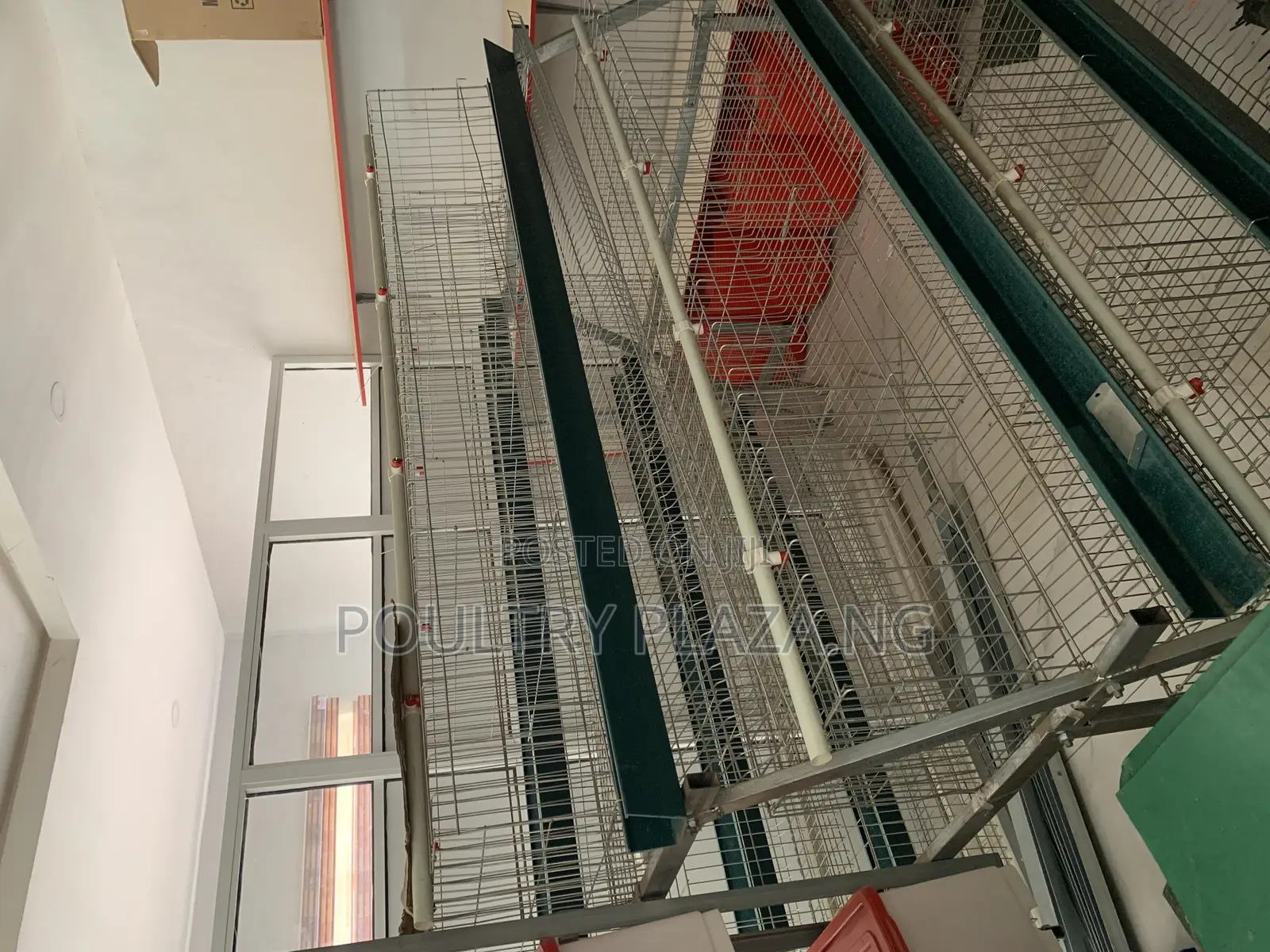 Layers Cage
