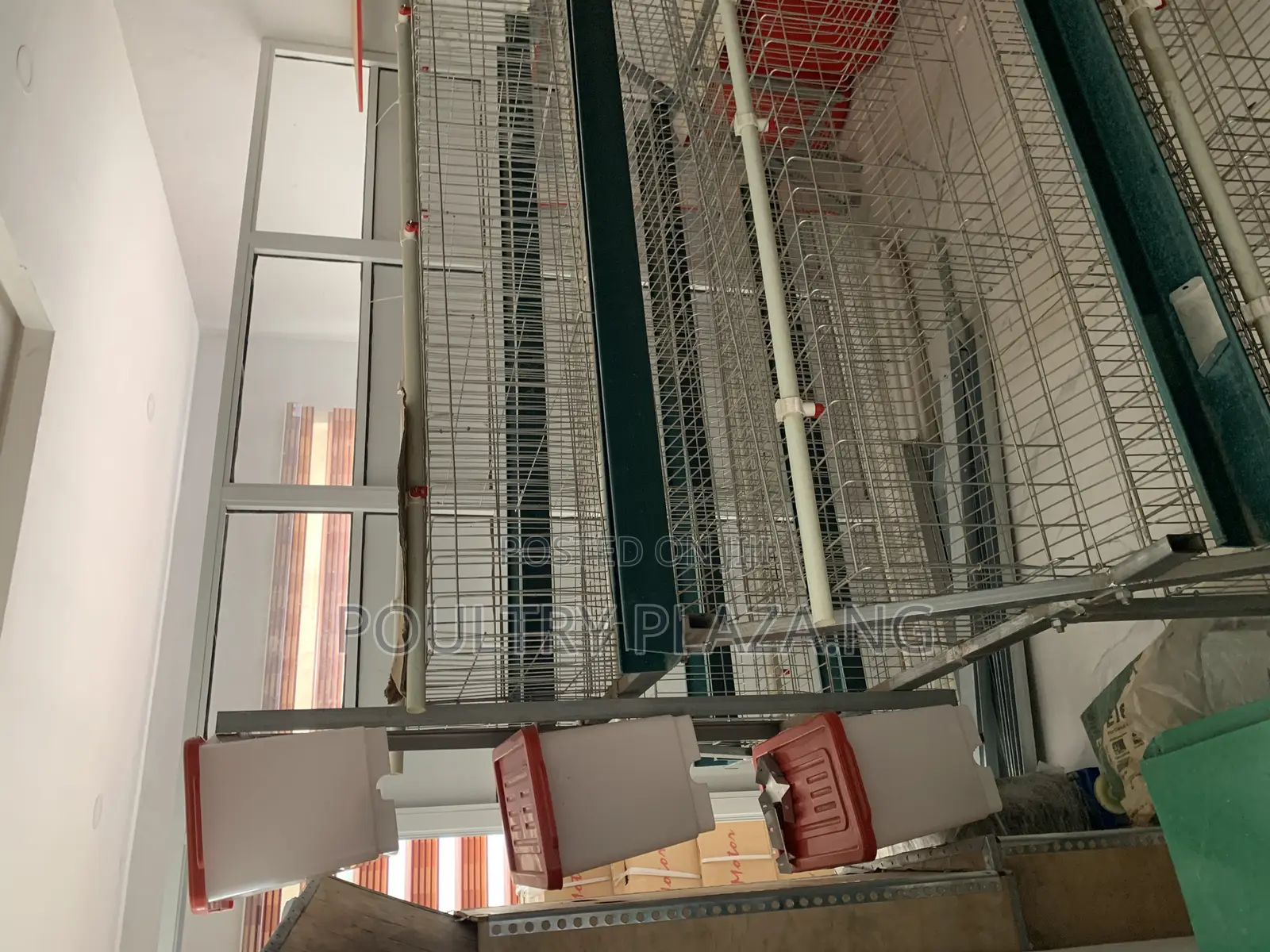Layers Cage