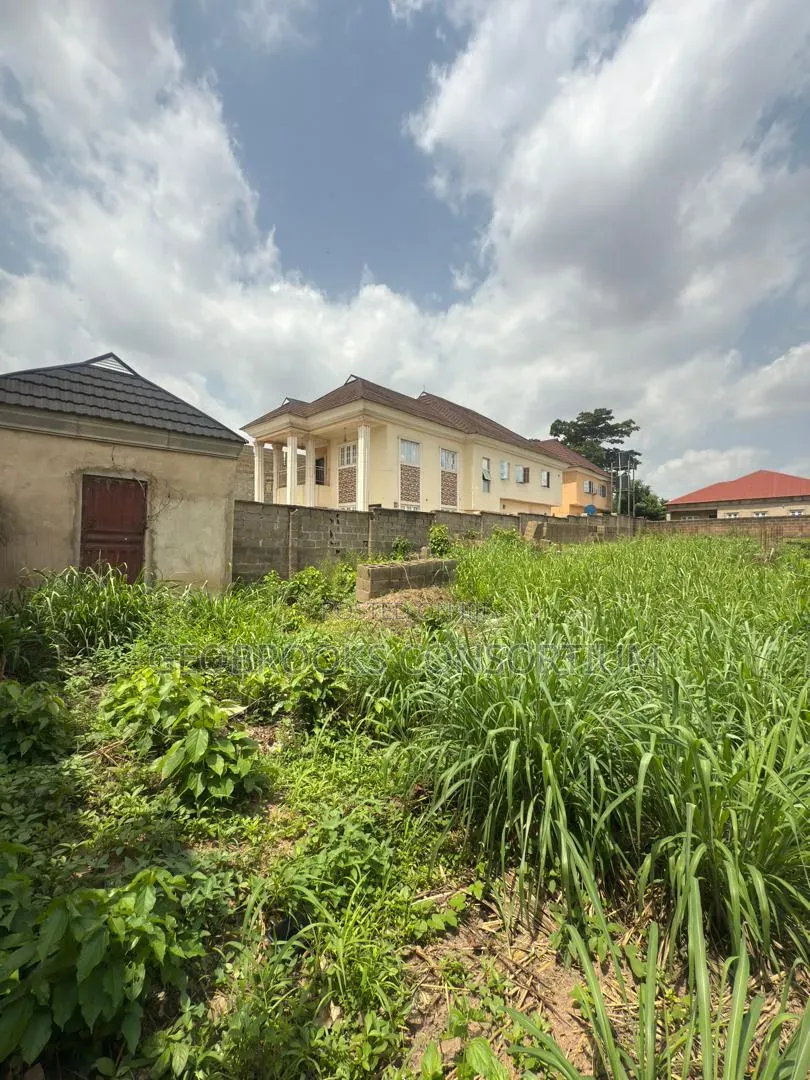 Premium 684sqm Land With Foundation for Sale – Kolapo Ishola Gra.