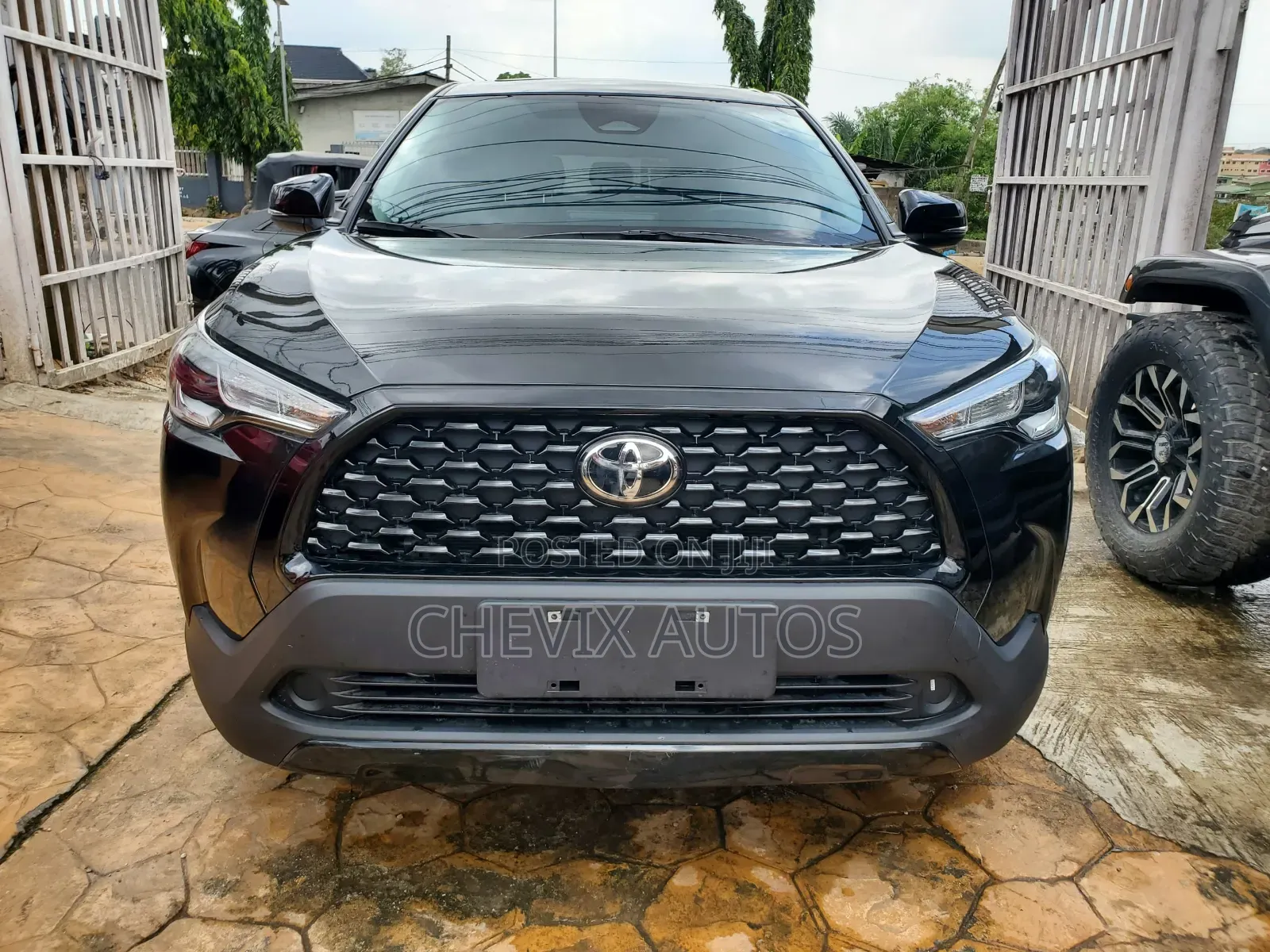 Toyota Corolla Cross XLE 4WD 2024 Black