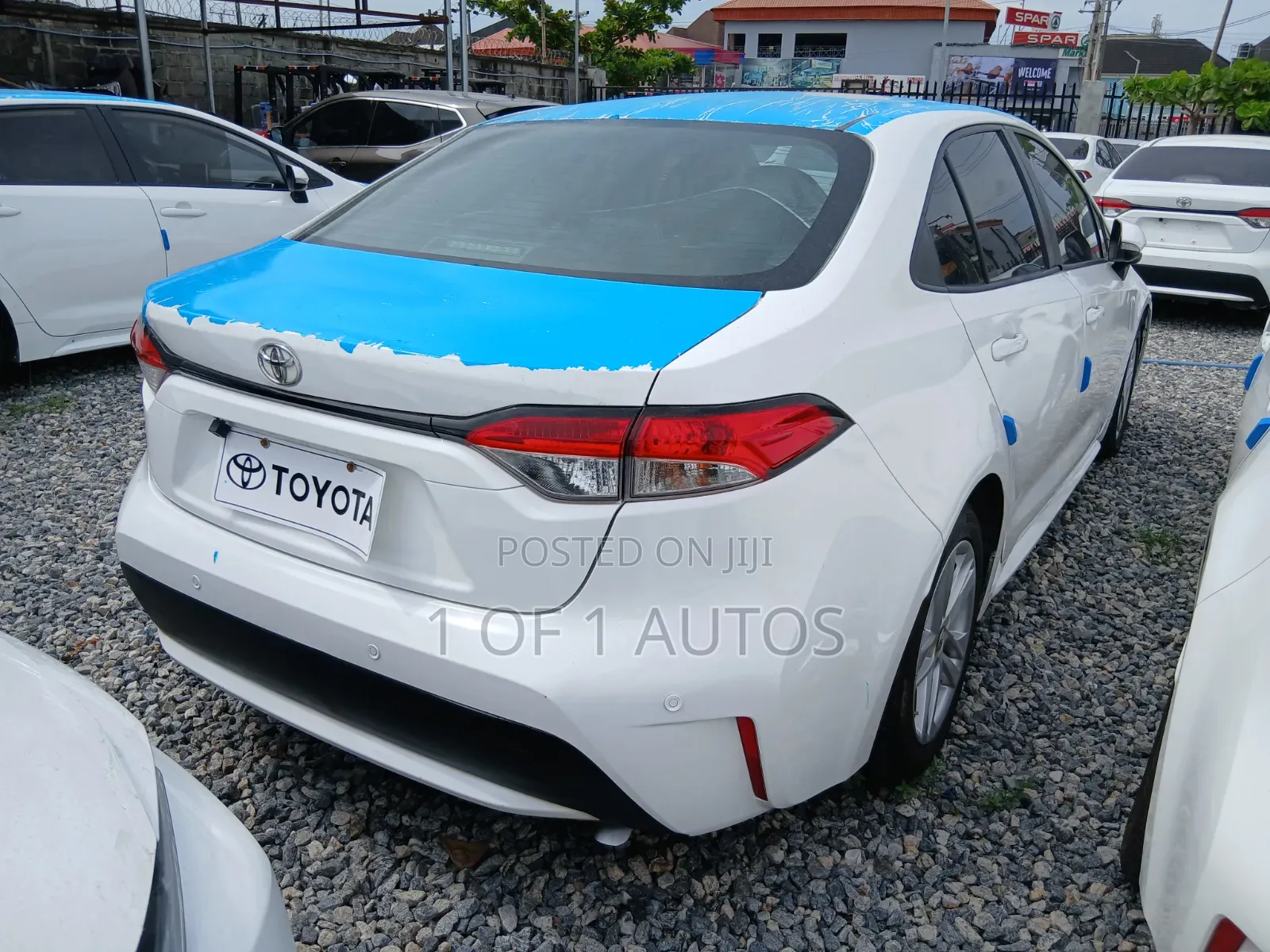Toyota Corolla LE 2021 White