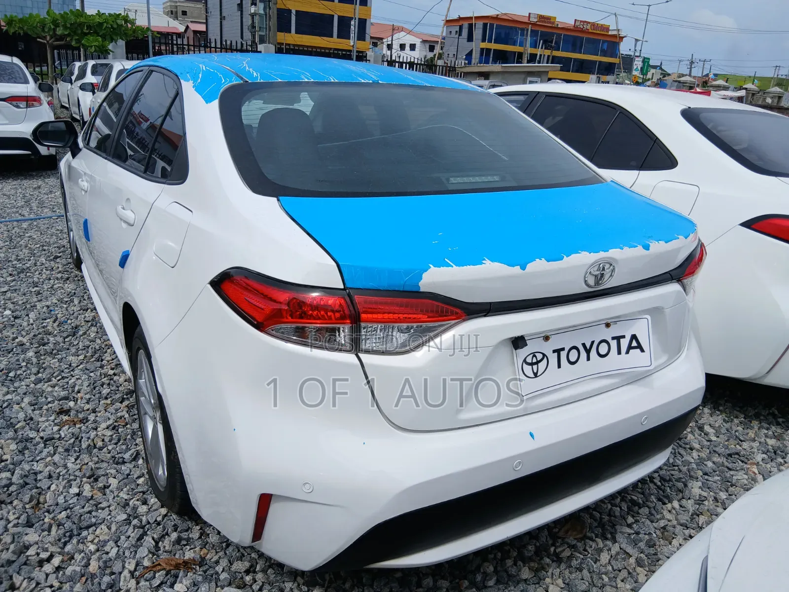 Toyota Corolla LE 2021 White