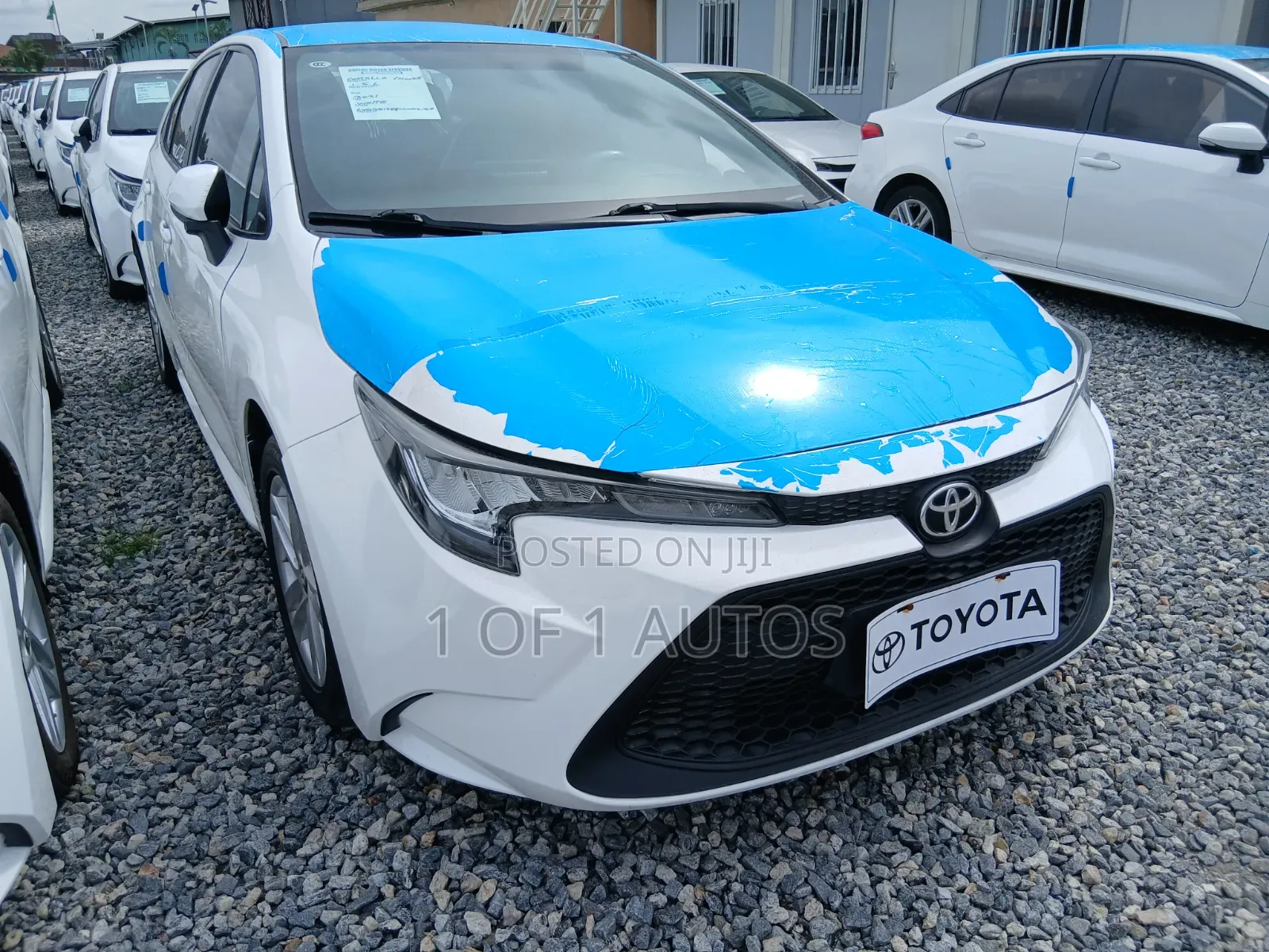 Toyota Corolla LE 2021 White