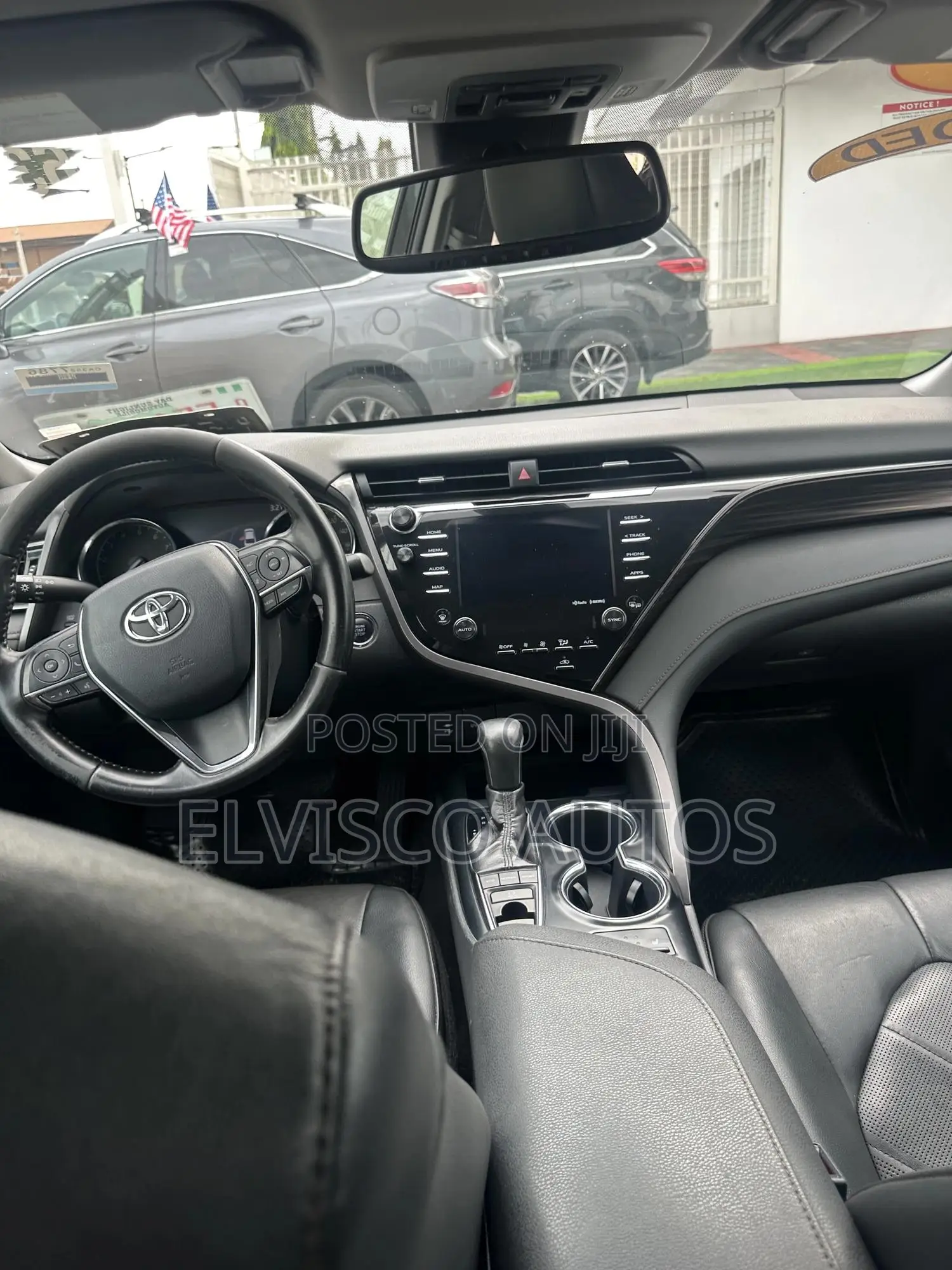 Toyota Camry XLE (2.5L 4cyl 8A) 2019 Black